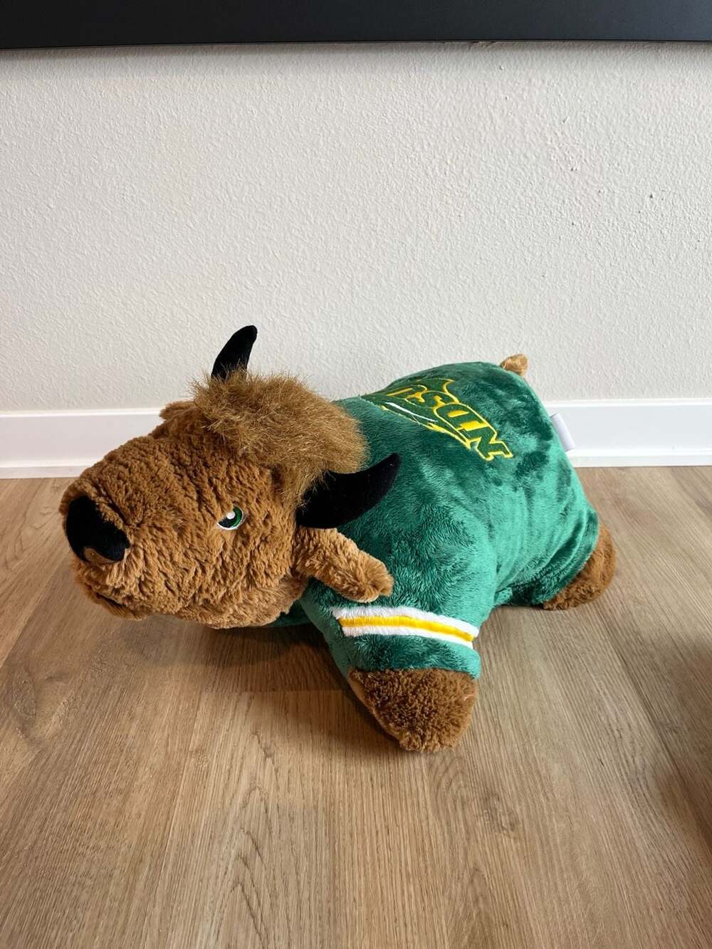 Pillow Pets, NDSU North Dakota State University, Bison Mascot Plush Pillow,Green